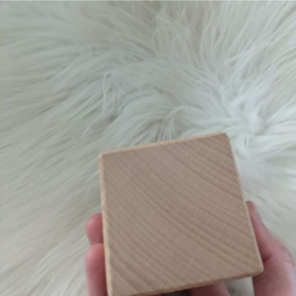 Lovevery Pincer Puzzle Thinker Play Kit 11-12 Months - Picture 2 of 4